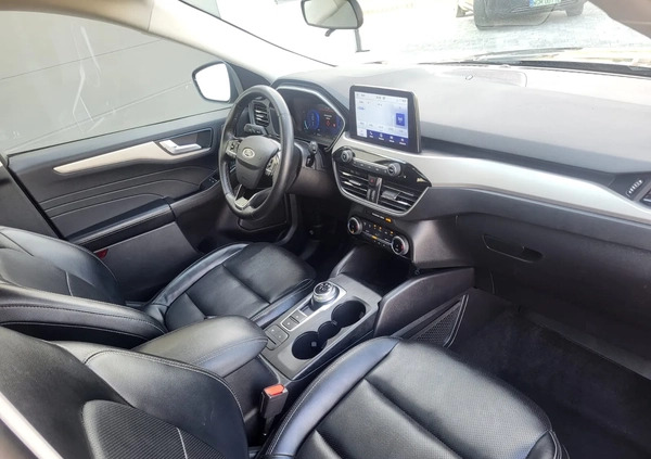 Ford Kuga cena 96900 przebieg: 58000, rok produkcji 2022 z Tarnów małe 742